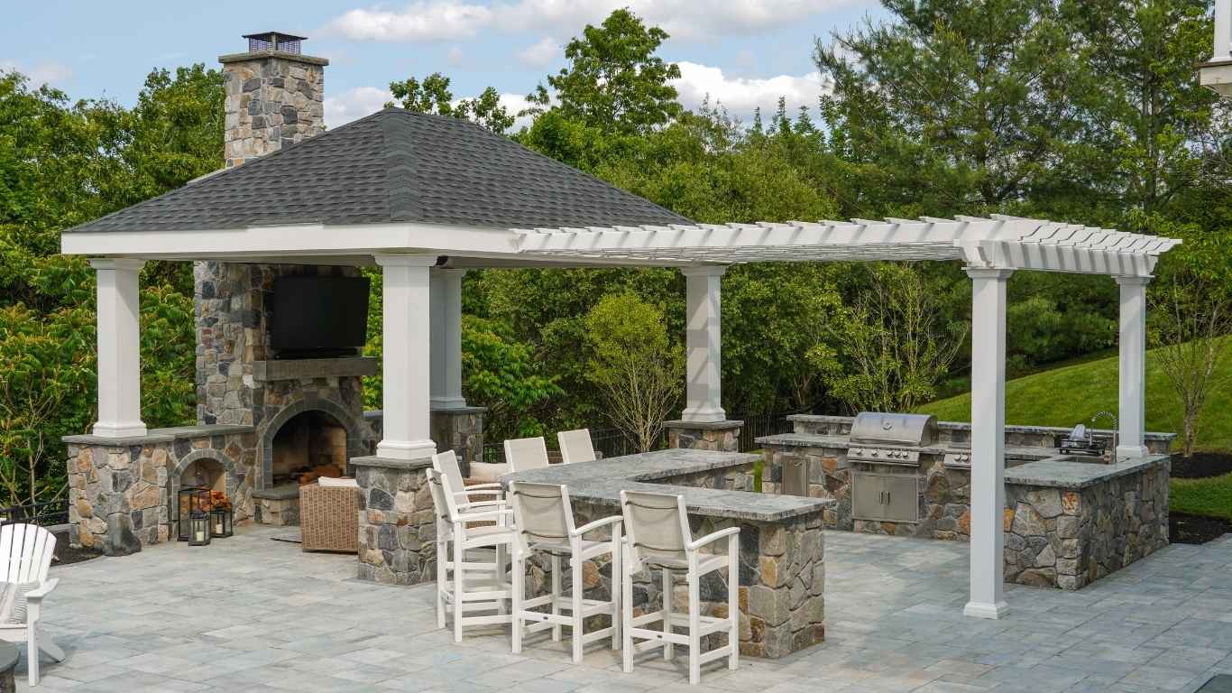 Pergolas & Structures